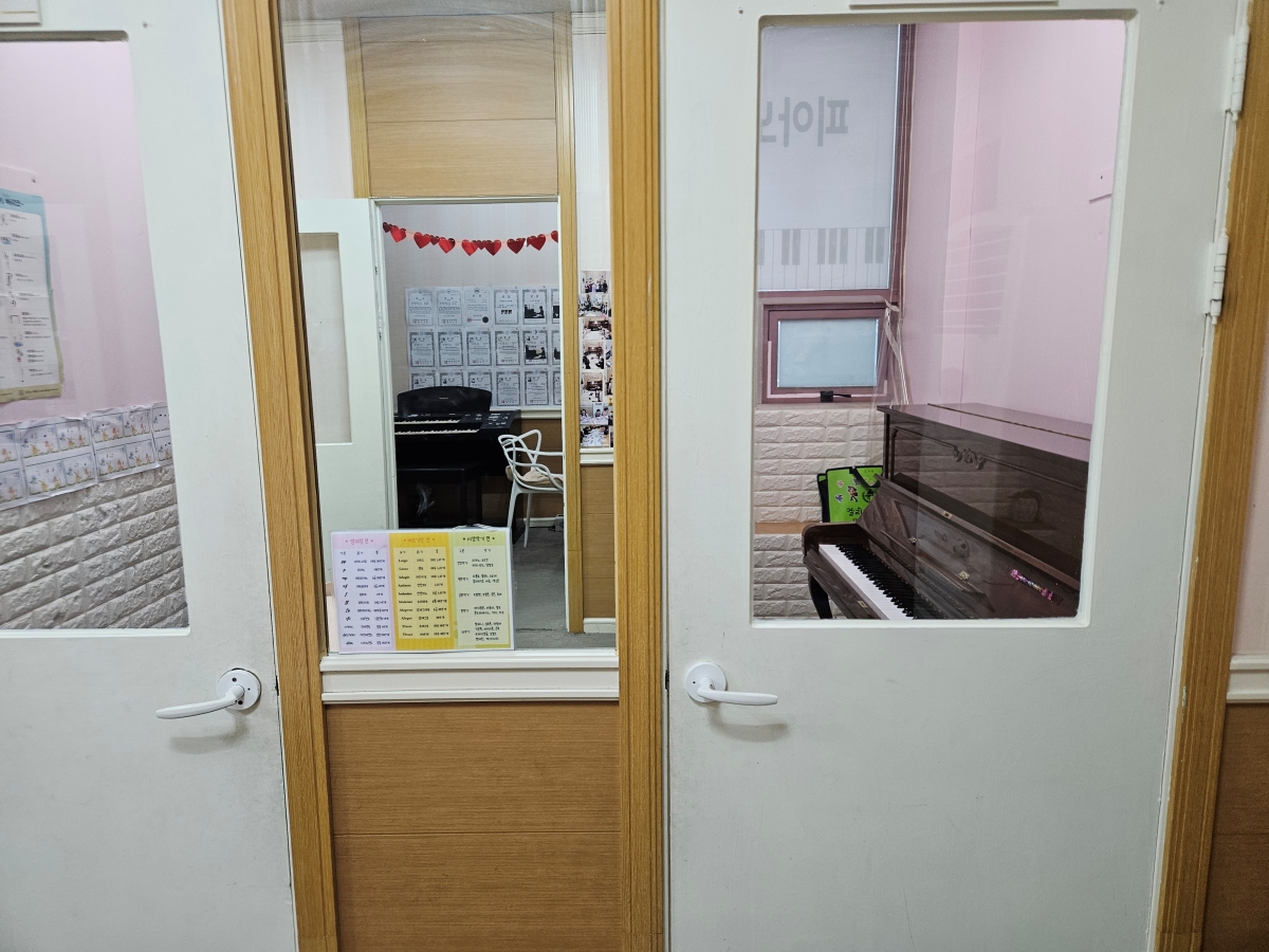 경기도 안산시 피아노학원 원상복구 철거 현장 사진 2