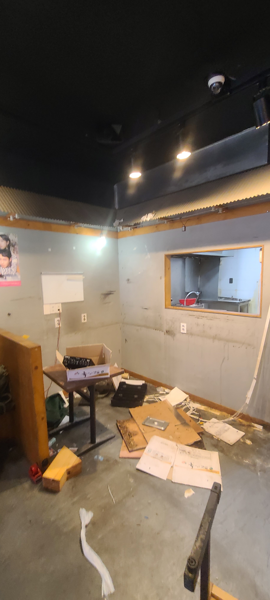 서울특별시 강동구 곱창집 인테리어 철거 현장 사진 1