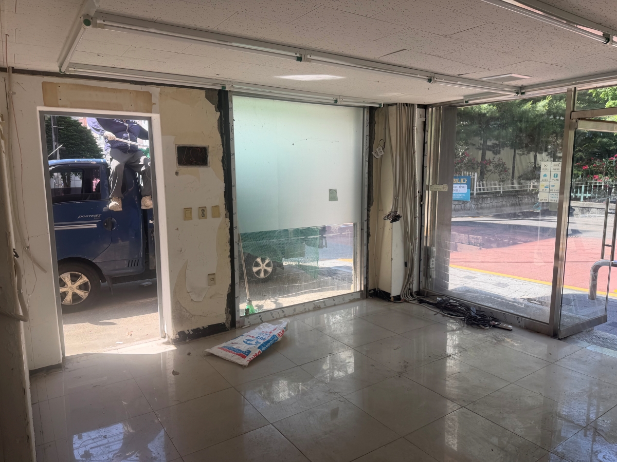 서울특별시 강서구 세븐일레븐 원상복구 철거 현장 사진 2