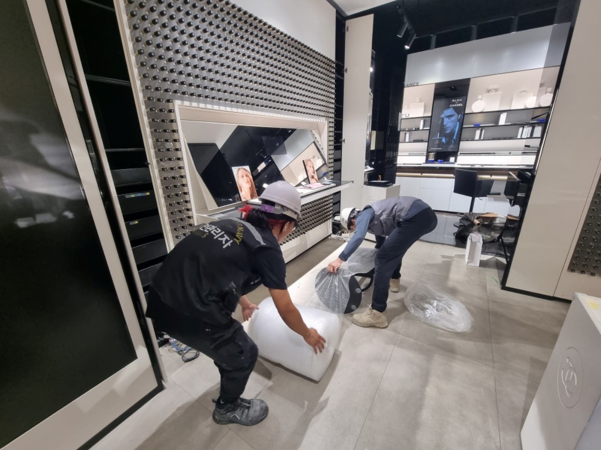 서울특별시 송파구 백화점 매장 원상복구 현장 사진 1