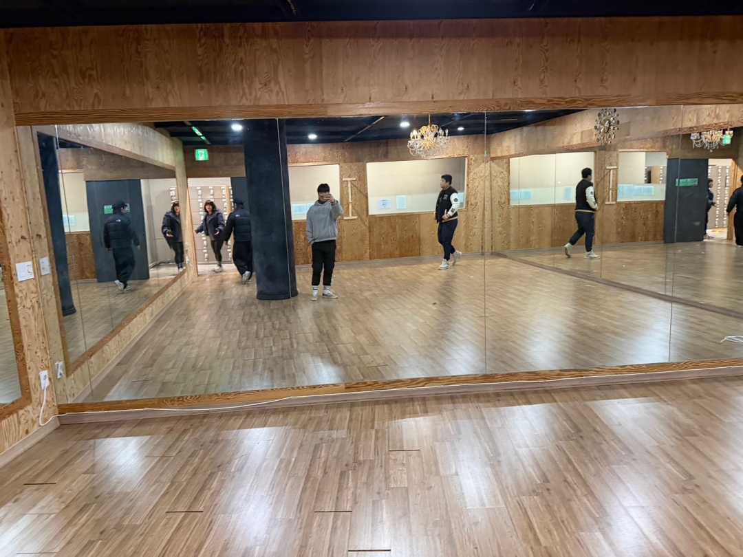 서울특별시 양천구 헬스장 인테리어 실내철거 현장 사진 2