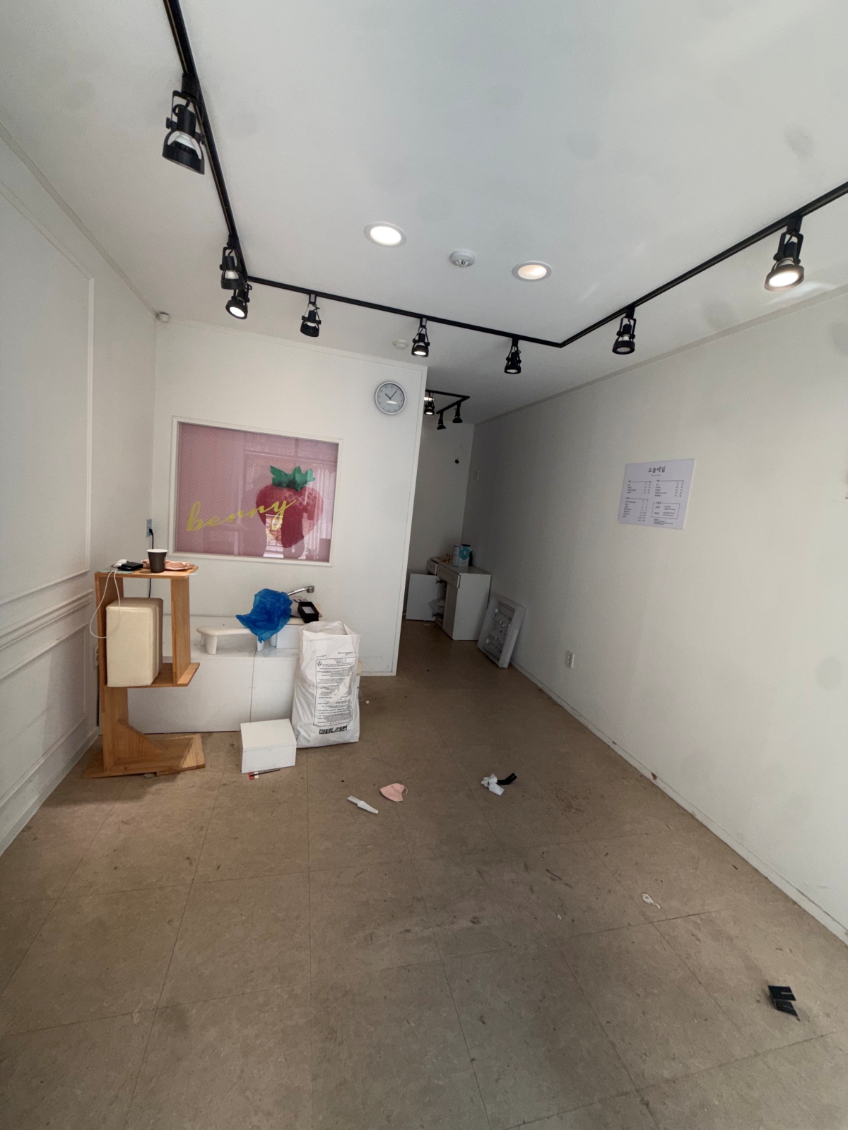 경기도 군포시 네일샵 원상복구 현장 사진 2