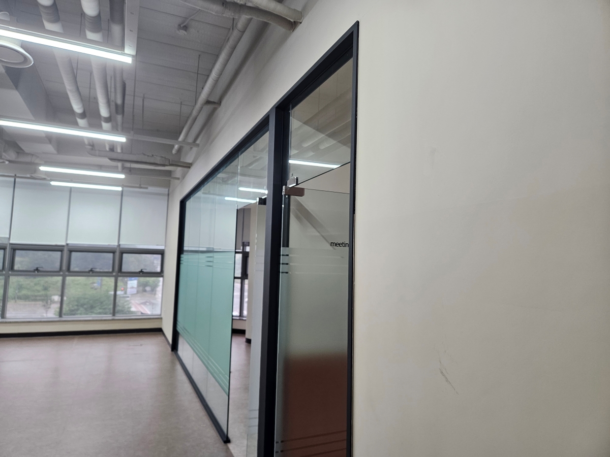 경기도 화성시 사무실 인테리어 철거 현장 사진 3