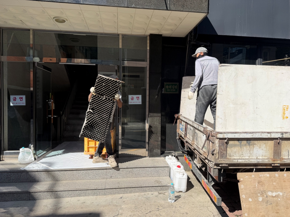 서울특별시 강남구 카페 인테리어철거 현장 사진 1
