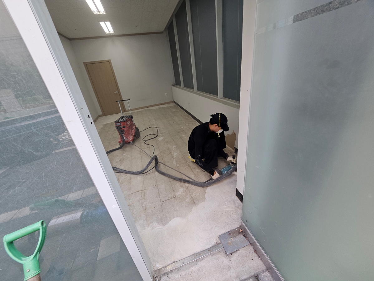 서울특별시 금천구 사무실 부분철거 현장 사진 4