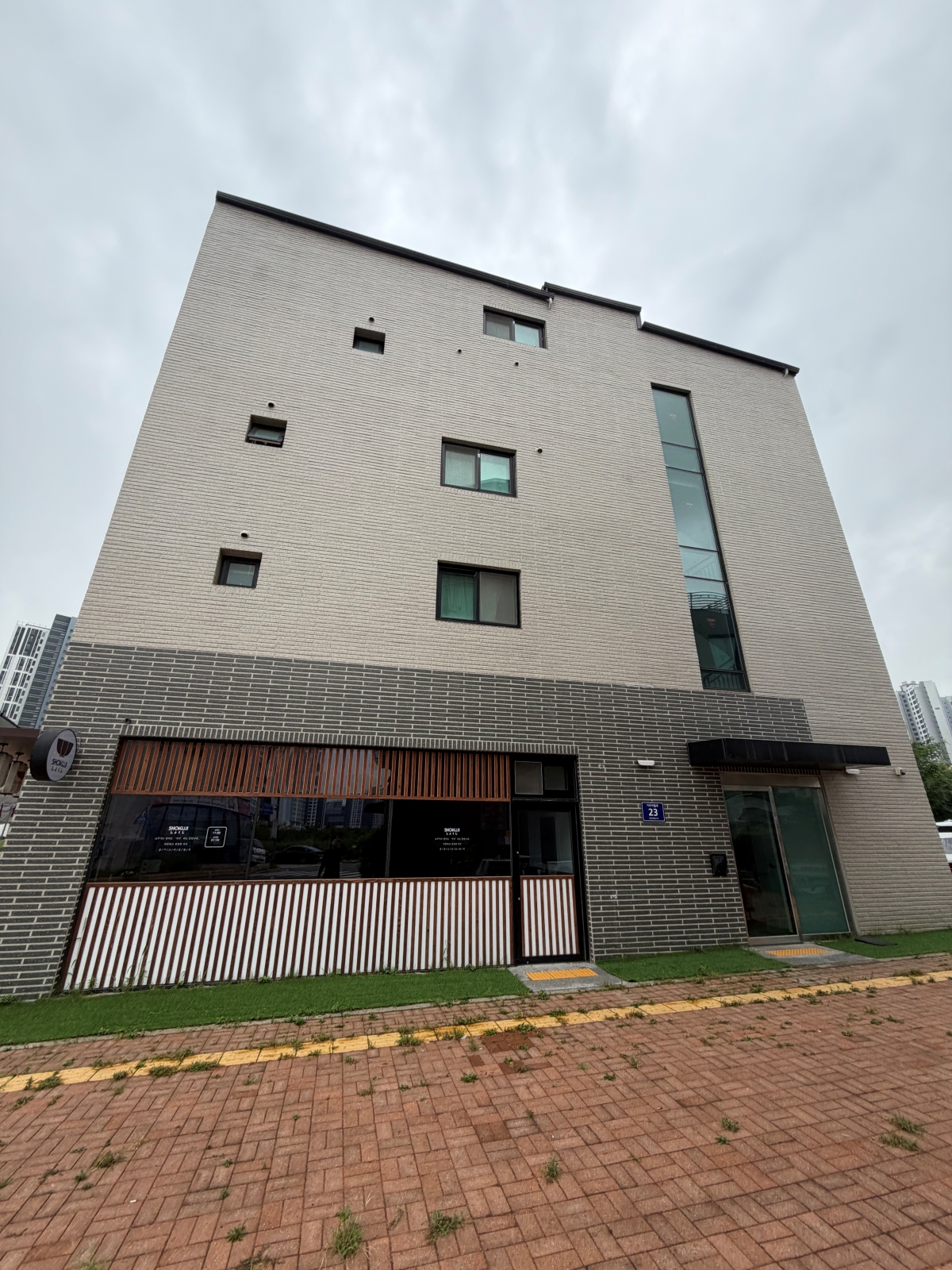 인천광역시 검단구 건물 닥트 철거 현장 사진 1