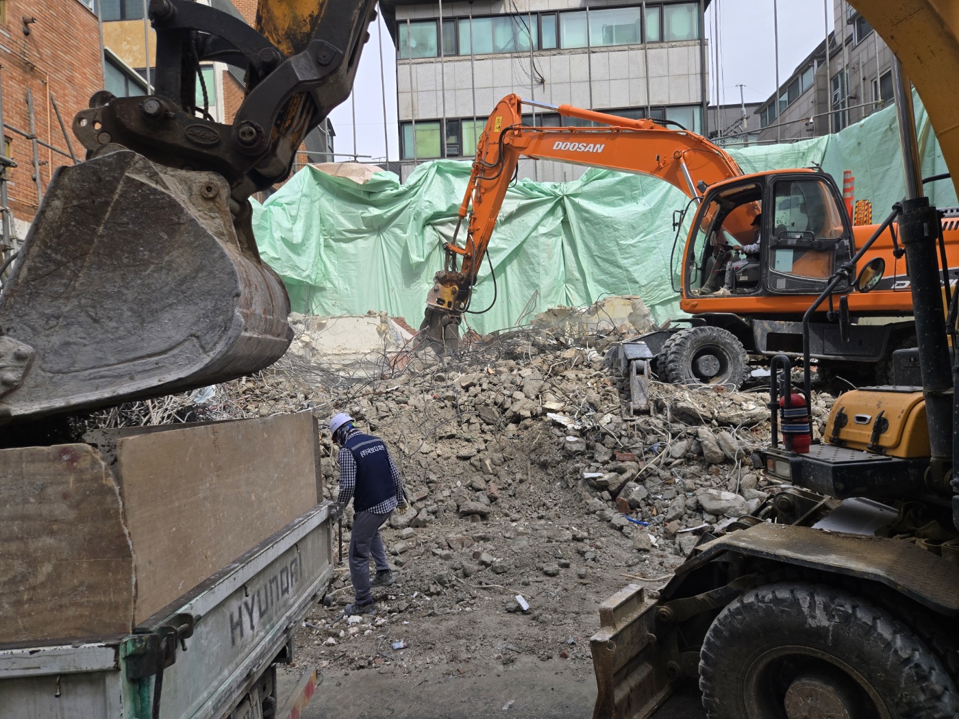 서울특별시 강남구 건물완파 현장 사진 6