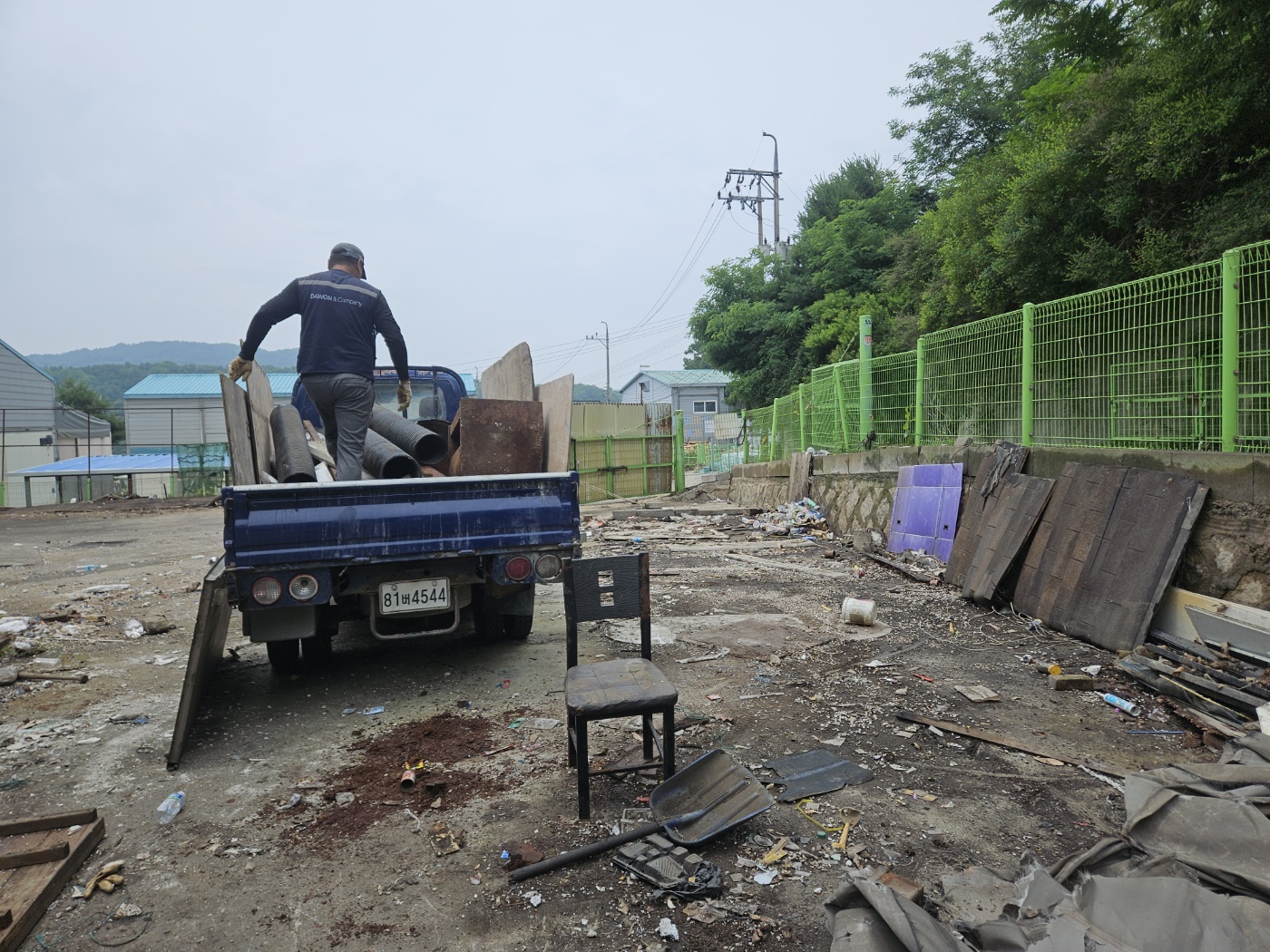 경기도 파주시 공장 컨테이너 철거 현장 사진 9